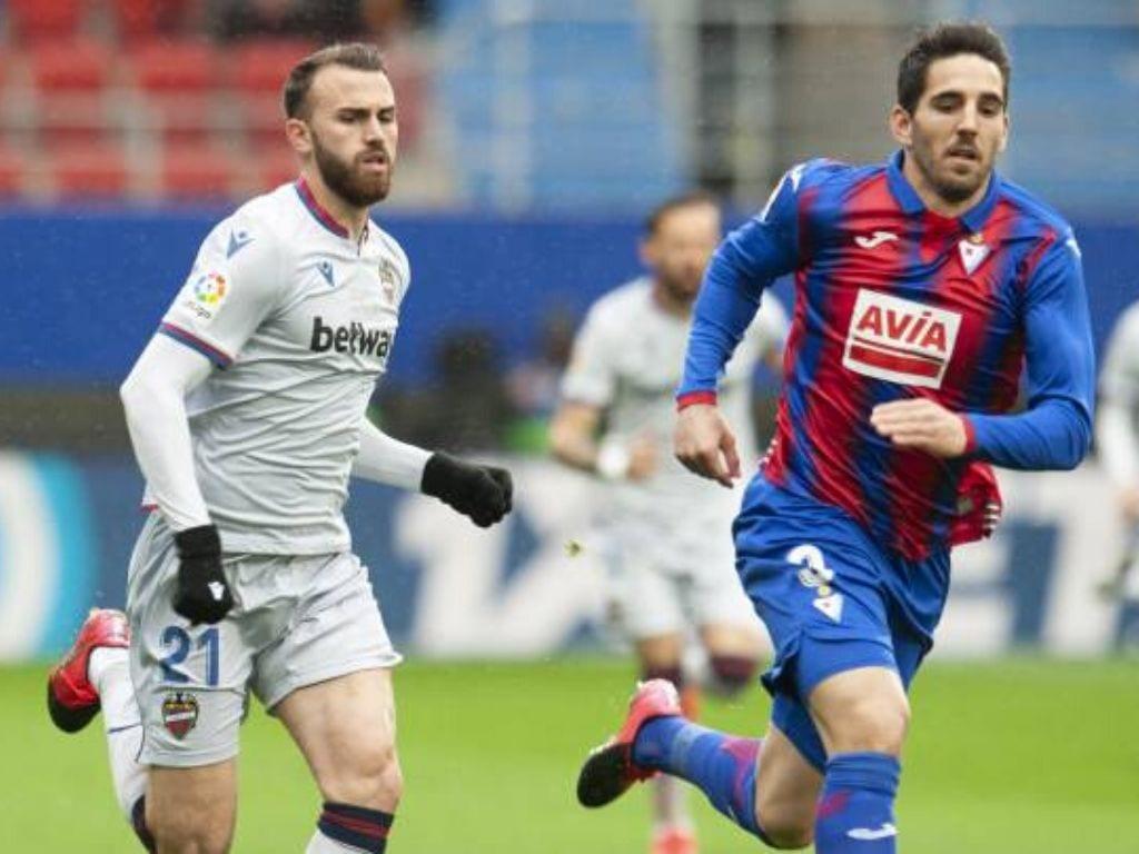 Imagen de LaLiga: Eibar gana 3-0 al Levante con goles sudamericanos