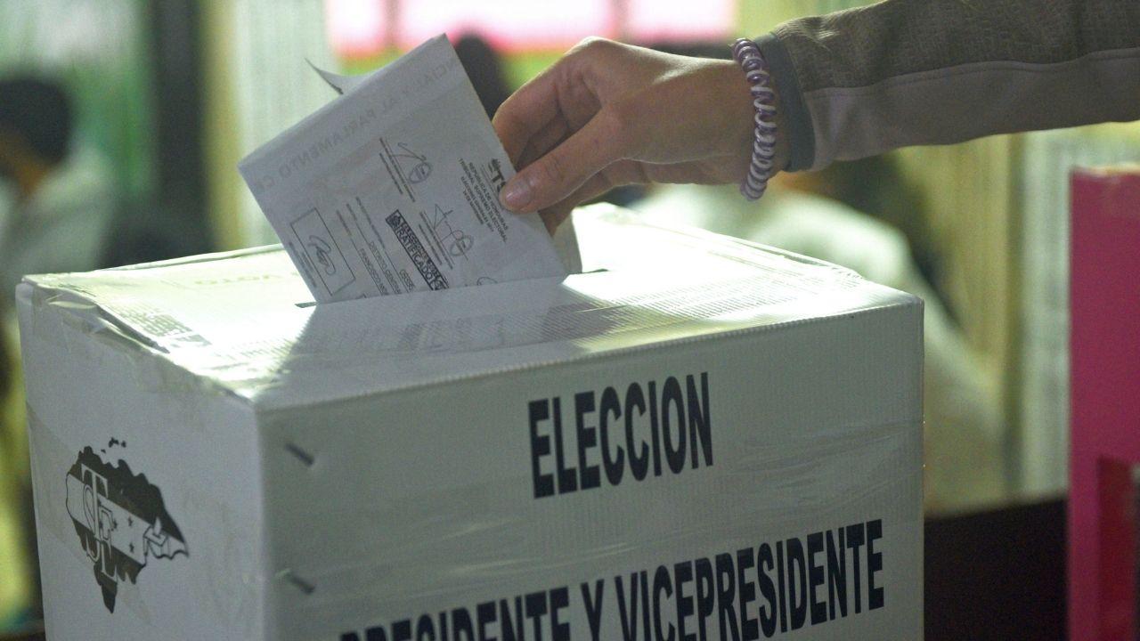 Imagen de ¡Un compromiso con la paz y la democracia!