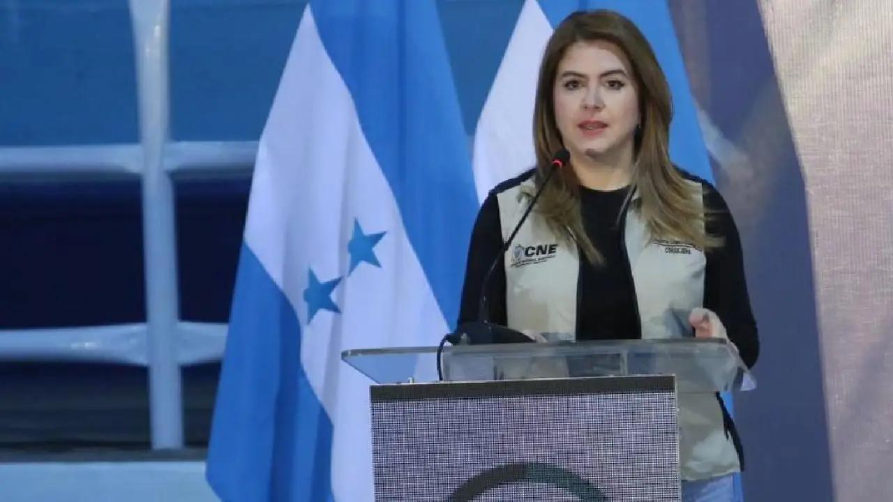 Imagen de Cossette López sobre el TREP: 'Todavía hay soluciones, pero falta voluntad'