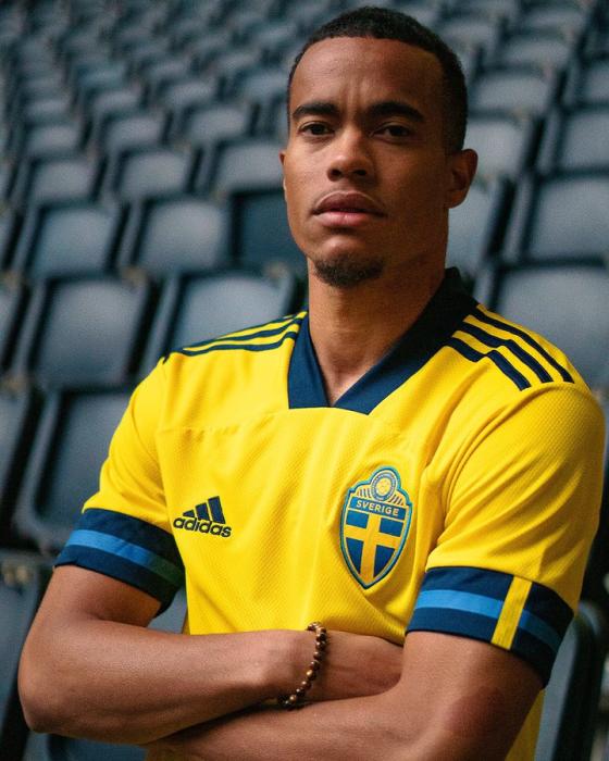 Adidas, lanzó nuevas camisetas de local para las selecciones europeas.
