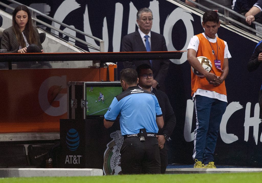 VAR avala el gol del empate