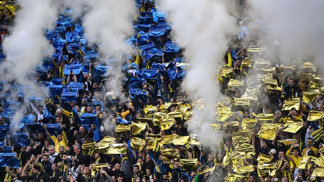 La UEFA castiga al Fenerbahçe por el Fair Play financiero y no tendrá ganancias en dos años Imagen de La UEFA castiga al Fenerbahçe por el Fair Play financiero y no tendrá ganancias en dos años