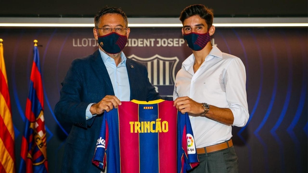 Imagen de Rumores y fichajes: Barcelona llora a Messi pero se consuela con Trincao