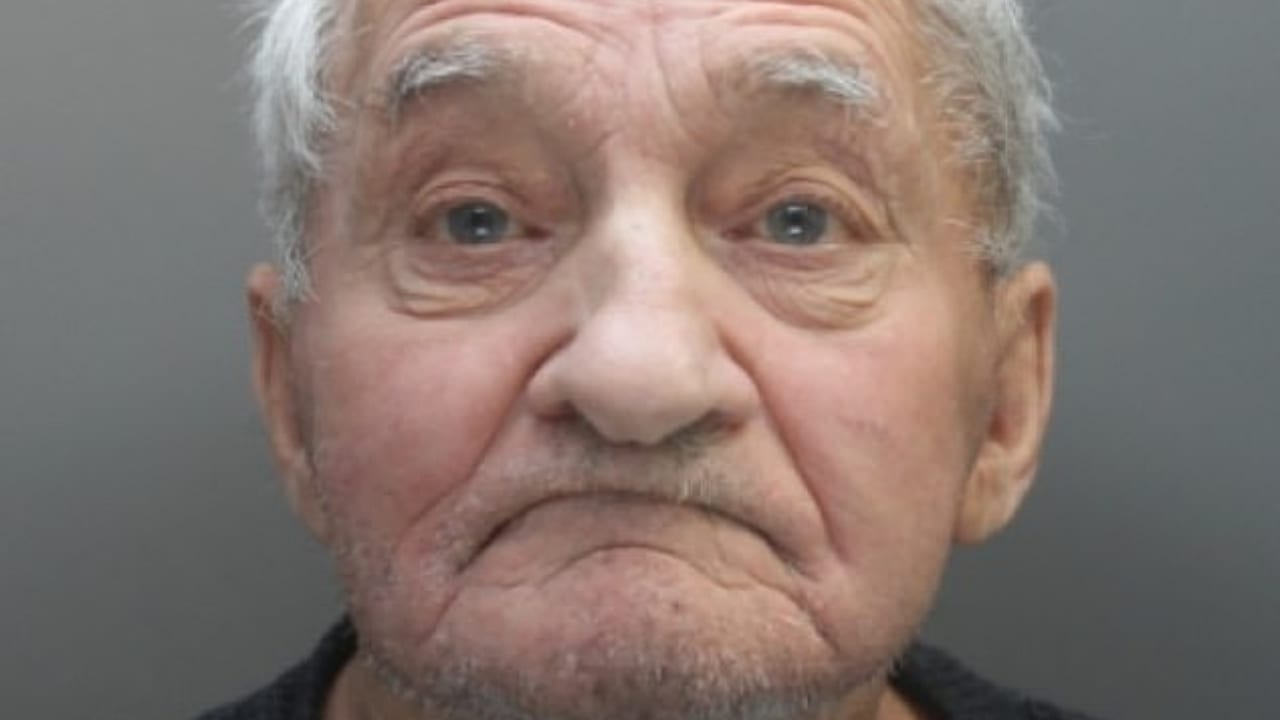 Muere hombre de 83 años, encarcelado por escuchar música clásica a todo volumen Imagen de Muere hombre de 83 años, encarcelado por escuchar música clásica a todo volumen