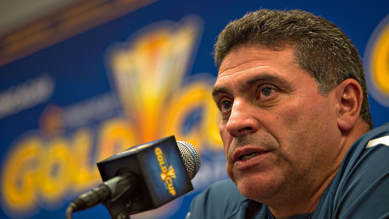 Luis Fernando Suárez nombrado como nuevo entrenador de Costa Rica Imagen de Luis Fernando Suárez nombrado como nuevo entrenador de Costa Rica