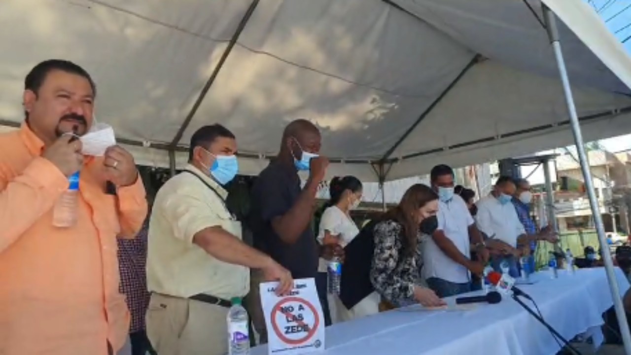 Imagen de En cabildo abierto, La Ceiba se declara libre de las ZEDE; no se darán permisos para que se instalen