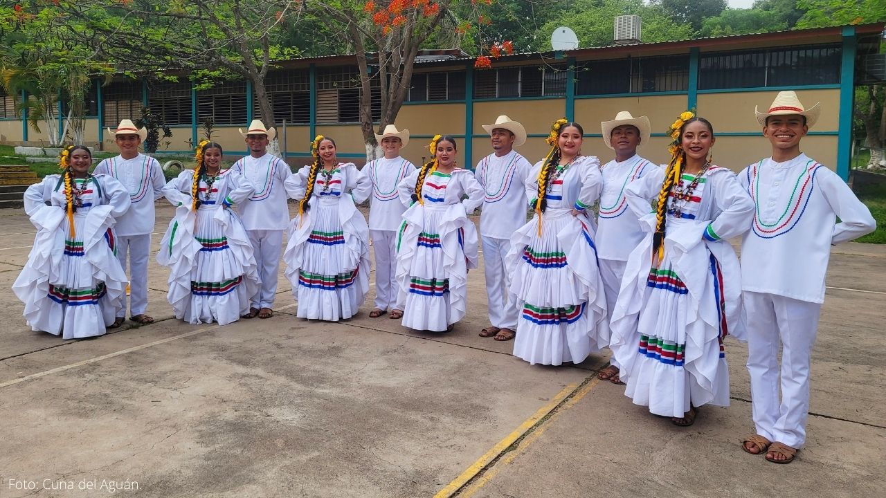 Imagen de Grupo Folclórico ‘Cuna del Aguán’ resalta la cultura hondureña a través de su baile