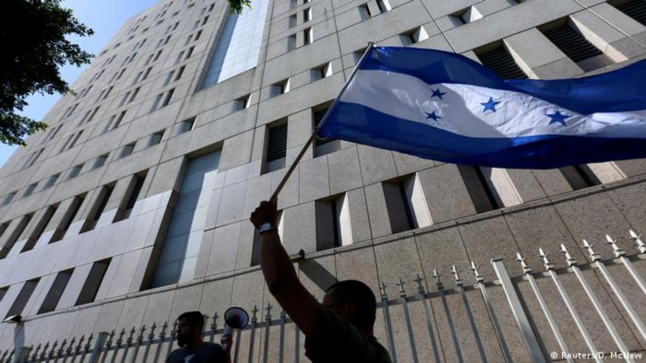 Huellas TN5: las cortes federales de Estados Unidos sacudieron a Honduras y su clase política Imagen de Huellas TN5: las cortes federales de Estados Unidos sacudieron a Honduras y su clase política