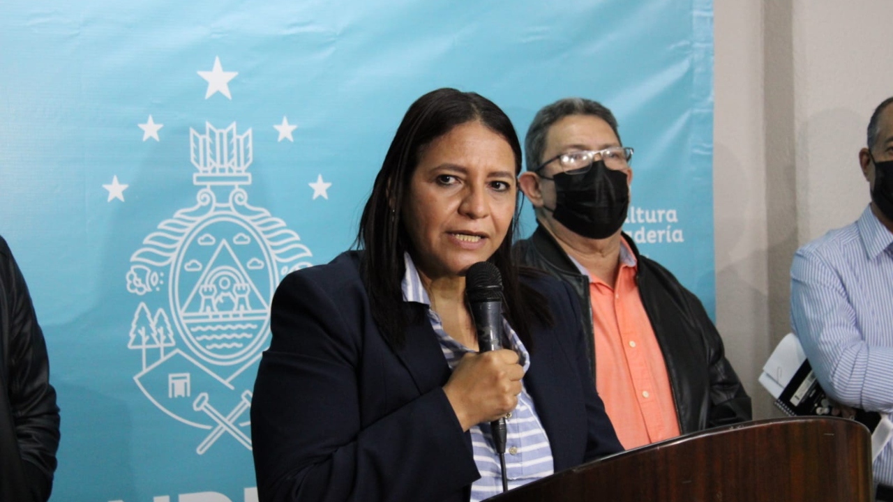 Ministra de la SAG advierte que conflicto de Ucrania y Rusia dejará un aumento en los insumos de producción Imagen de Ministra de la SAG advierte que conflicto de Ucrania y Rusia dejará un aumento en los insumos de producción