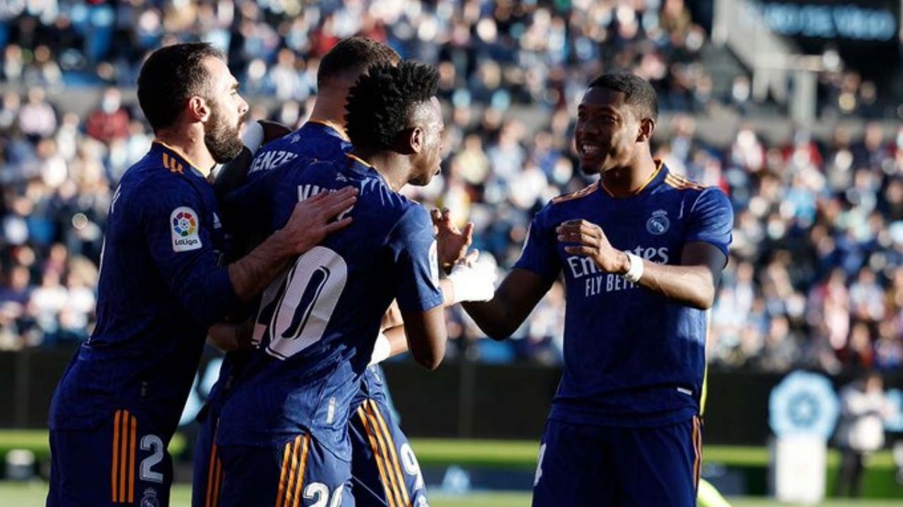 Real Madrid vuelve al triunfo con doblete de Benzema ante el Celta