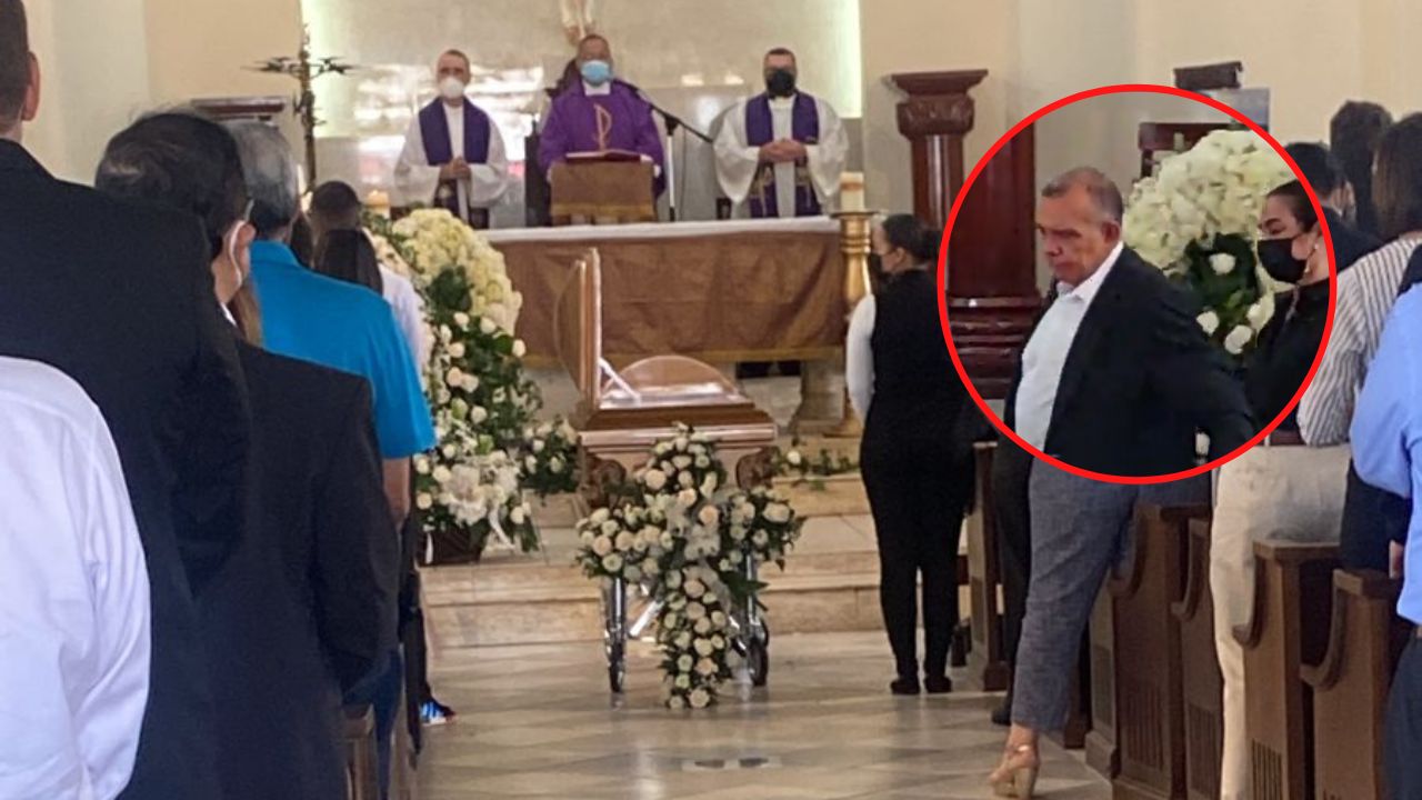 Imagen de Pepe Lobo en misa de su hijo asesinado en masacre: ¿por qué matar a cuatro si iban por uno?