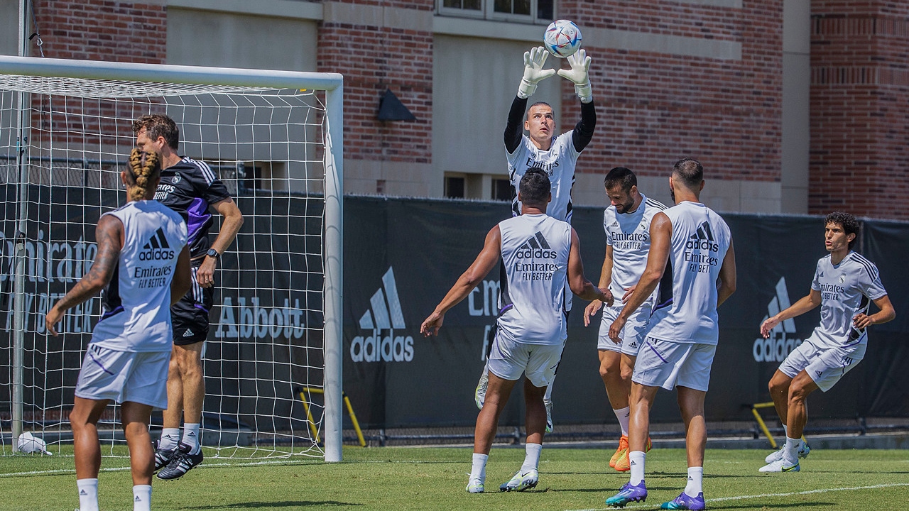 Imagen de Real Madrid llega a Las Vegas para duelo con el Barça, sin Benzema y Carvajal