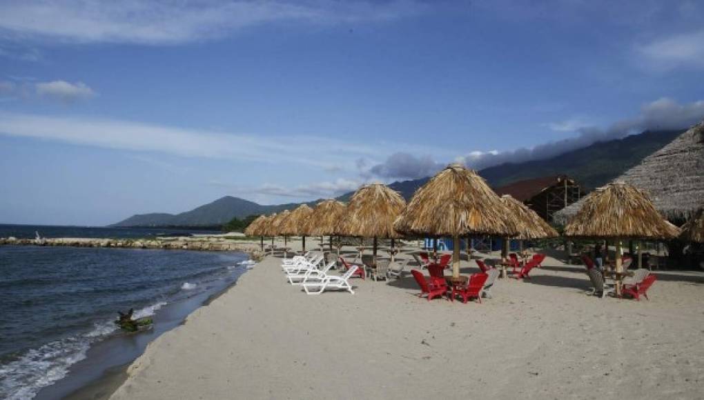 Turismo de playa en Honduras