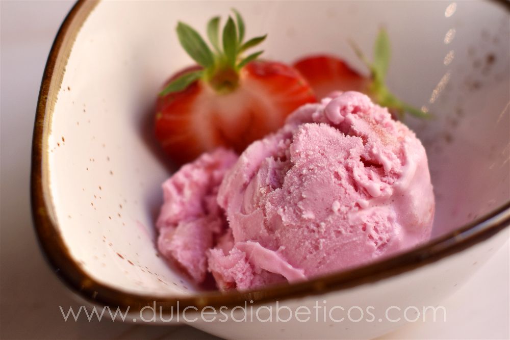 Otro sustituto para intolerantes a la lactosa es la leche de almendra o de avena. Foto: Dulces Diabéticos