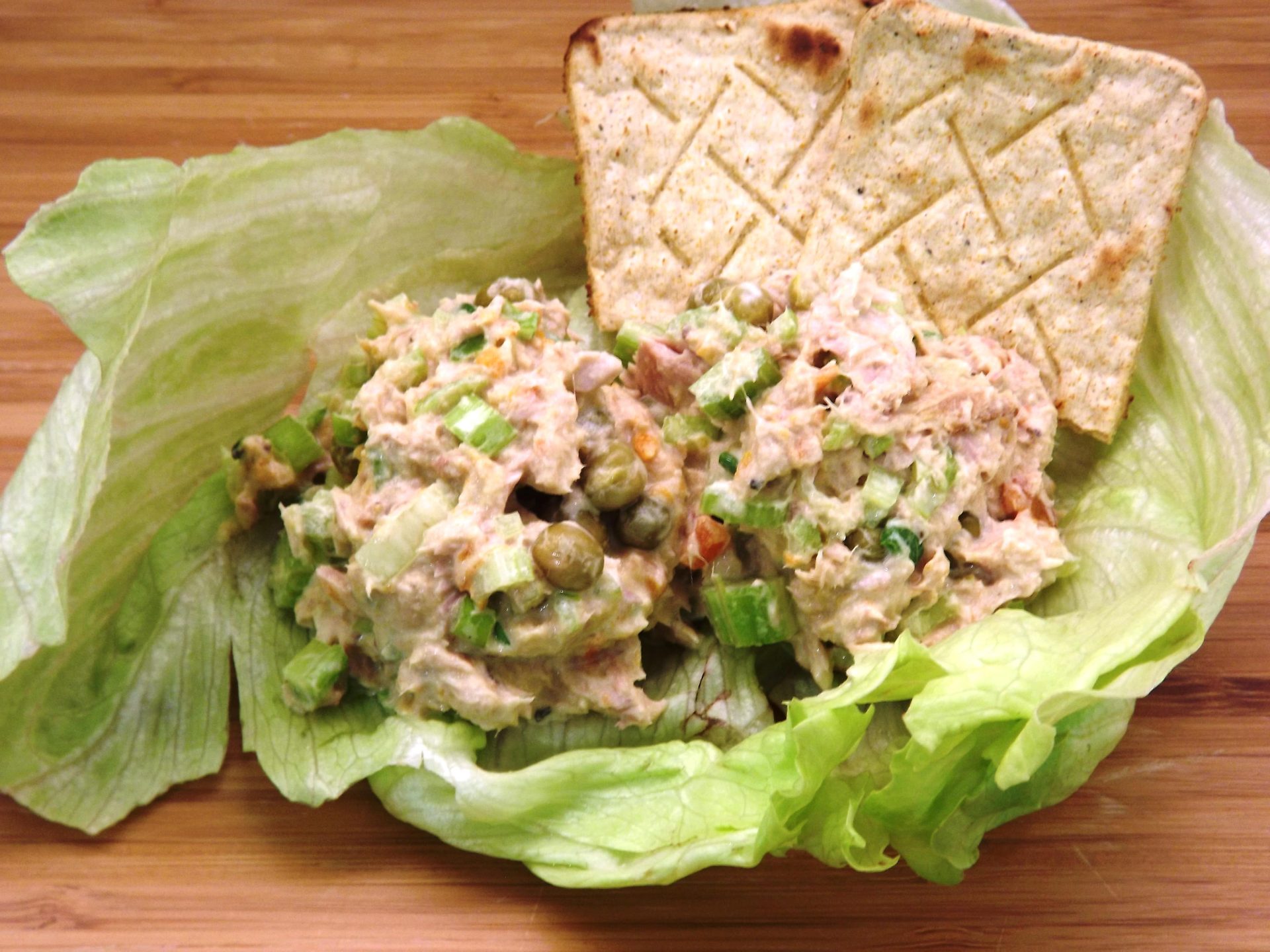 A la ensalada de atún se le puede agregar chismol o pico de gallo. Foto: Kiwilimón