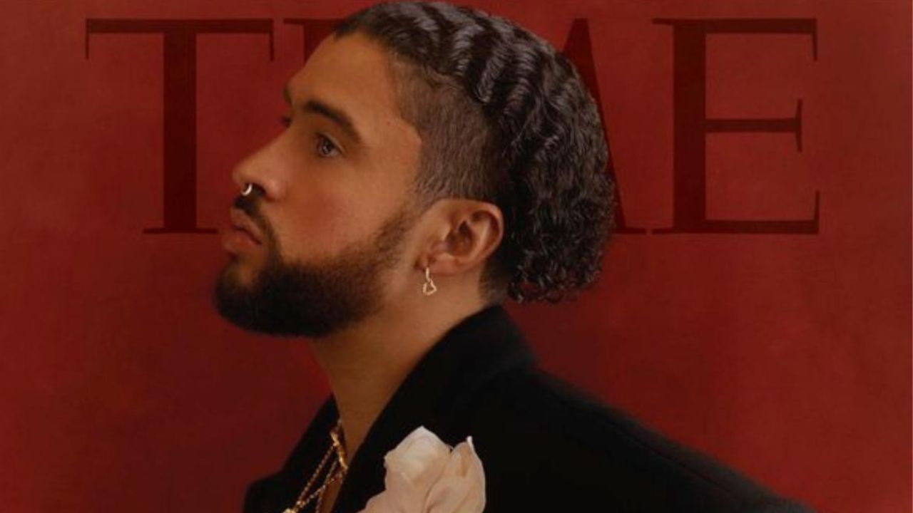 Imagen de Bad Bunny, portada de la revista Time con un texto por primera vez en español