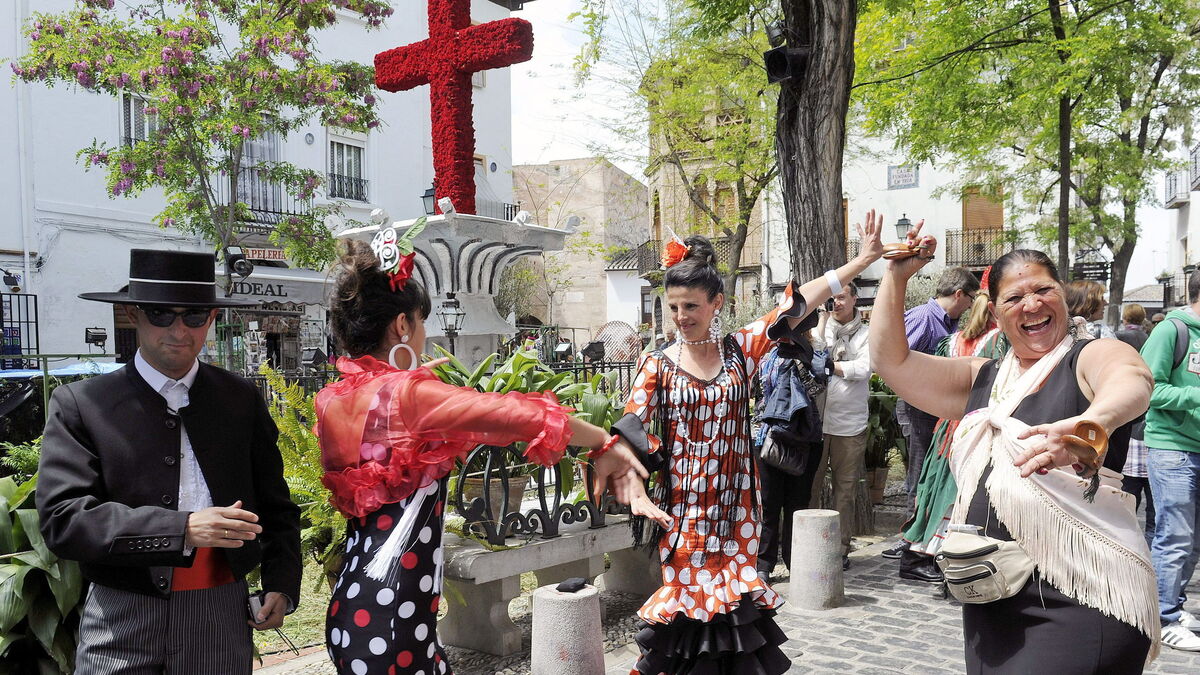 En el Día de la Cruz, muchas personas acostumbran a realizar procesiones, misas o dedicar frases para este importante símbolo. Foto: Granada Hoy