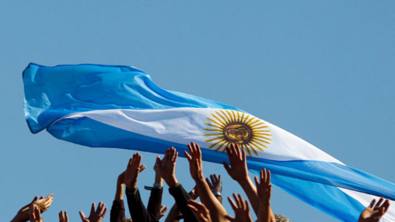 El Día de la Patria se celebra en todo el país argentino. Foto: La República EC