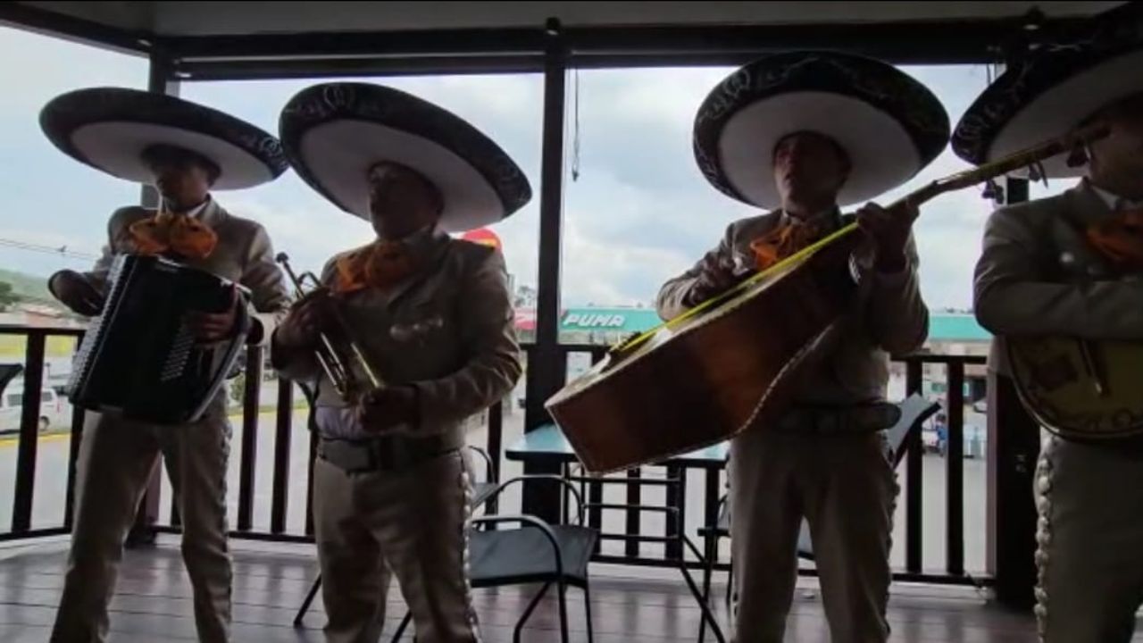 Imagen de VIDEO: Con mariachis celebran Día de la Madre en el occidente de Honduras