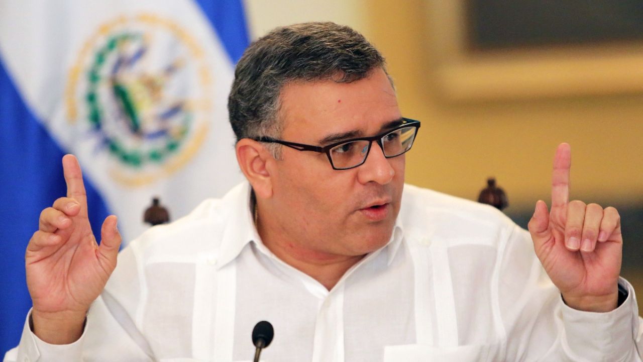 Fiscalía salvadoreña pide 16 años de cárcel para expresidente Mauricio Funes por tregua entre maras Imagen de Fiscalía salvadoreña pide 16 años de cárcel para expresidente Mauricio Funes por tregua entre maras