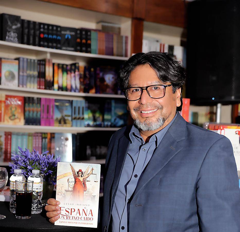 En 2014 fundó Zafra Editores, una microempresa editorial que se encarga de producir sus propios libros. Foto: Revista Estilo