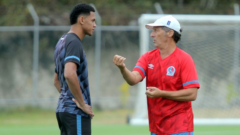 El último club del mediocampista hondureño ha sido el Olimpia. Foto: cronómetro