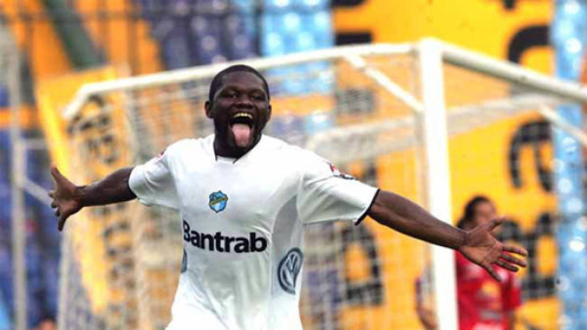 En Comunicaciones, Milton tuvo buen paso e inclusive, en ese club logró su primer campeonato. Foto: Grupo OPSA