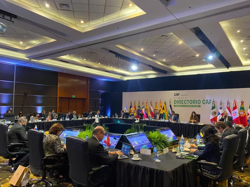Sesión del CAF en Nueva York. Foto: CAF