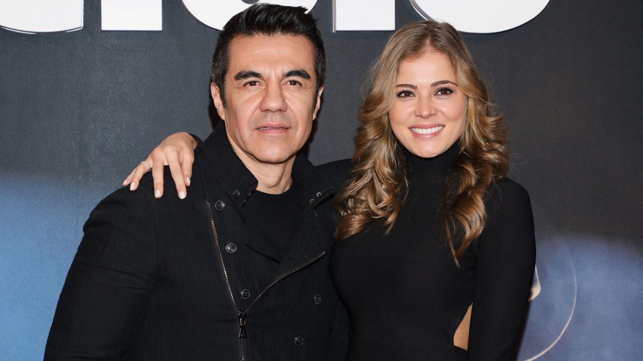 Imagen de Esposa de Adrián Uribe, quién es y cuántos años tiene la actual pareja del comediante