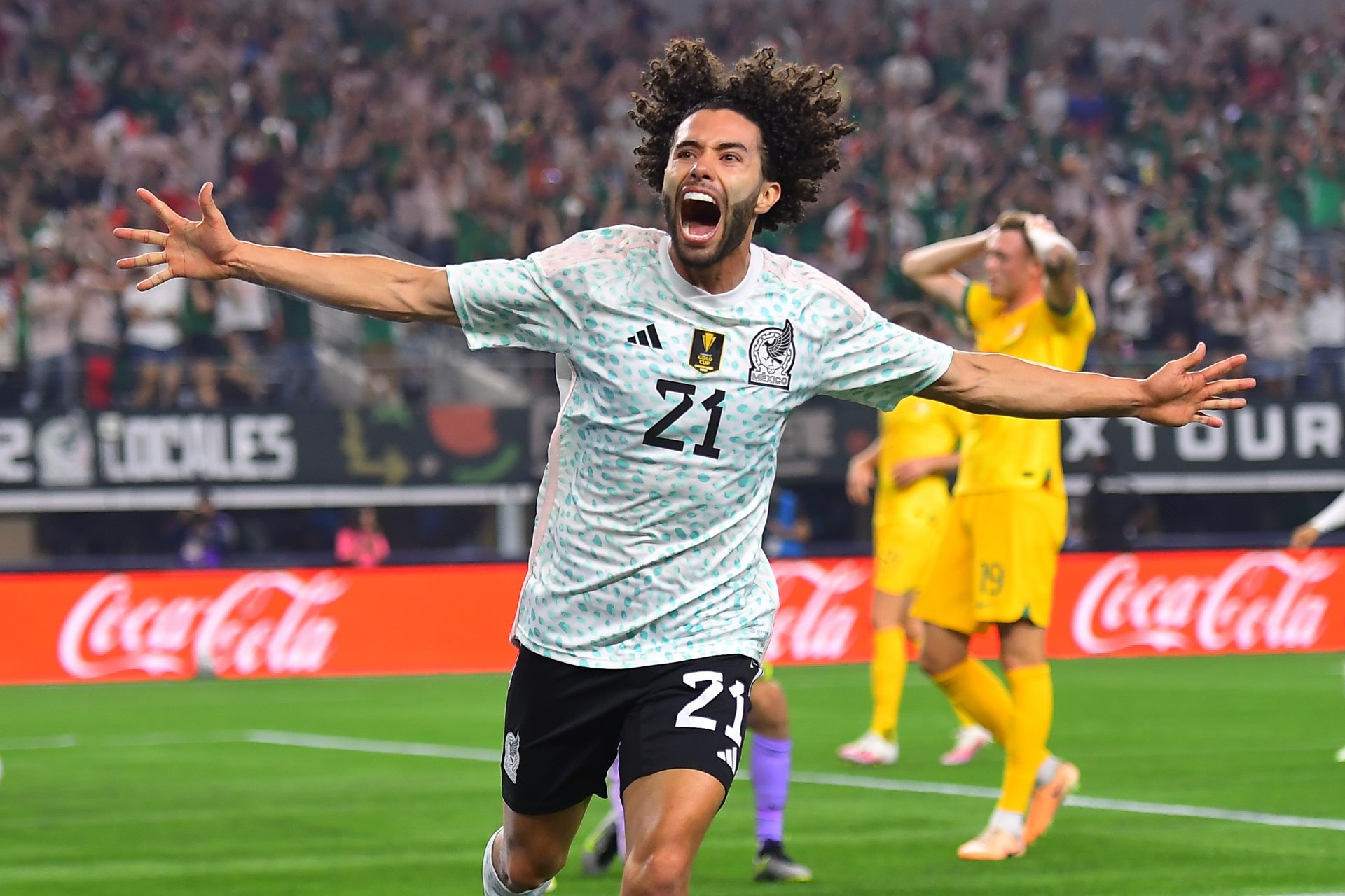 Raúl Jiménez y César Huerta anotaron en favor del equipo mexicano. Foto: AS México