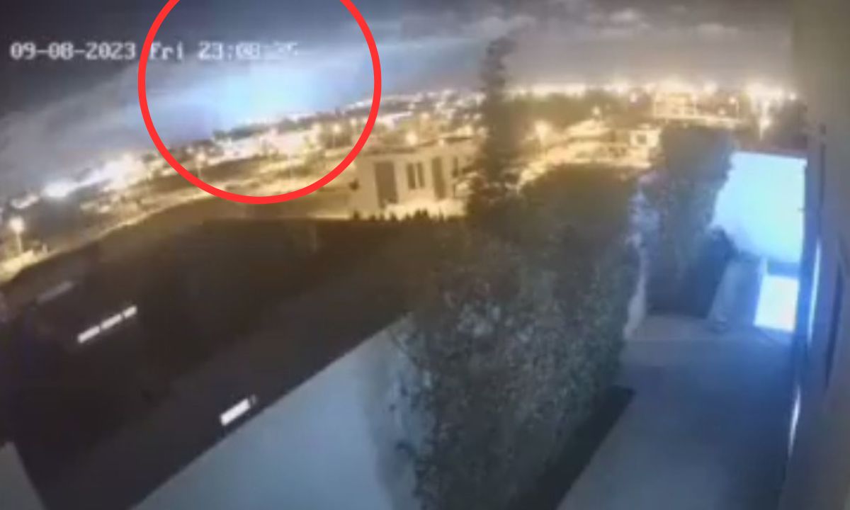 Extrañas luces iluminaron el cielo previo al sismo en Marruecos Imagen de Extrañas luces iluminaron el cielo previo al sismo en Marruecos