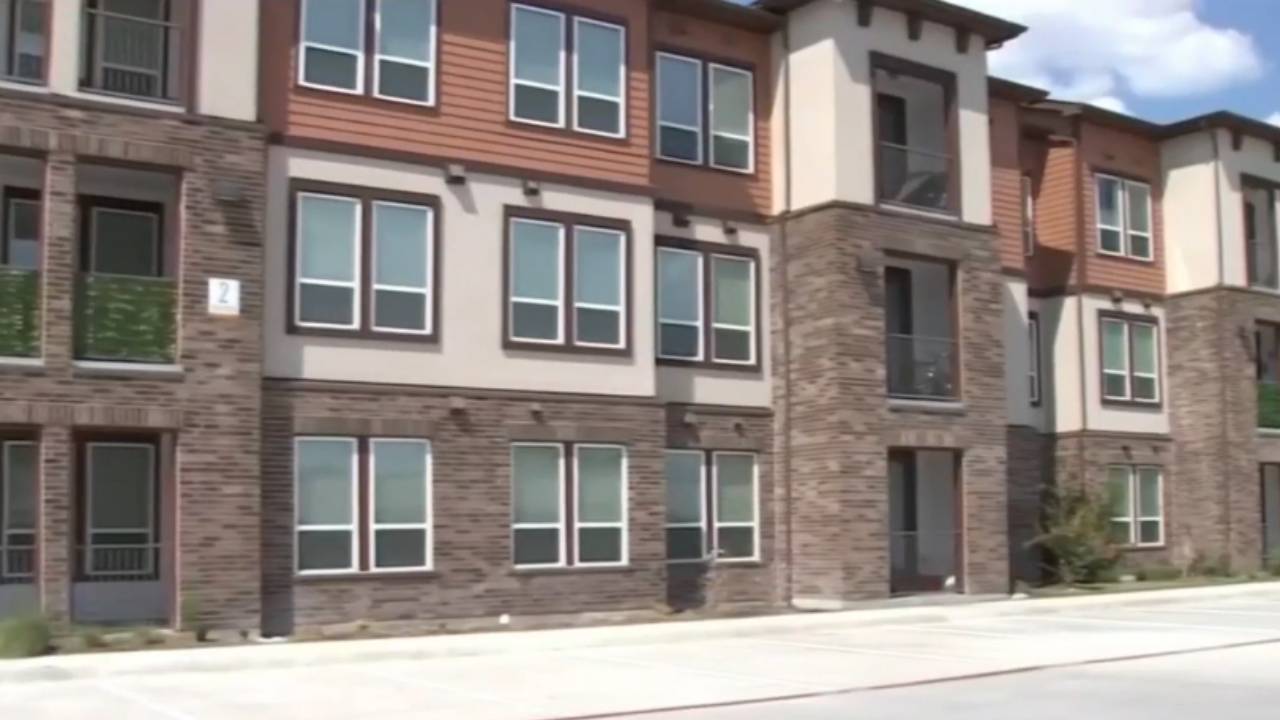 Niña de 10 años apuñaló a su padre porque golpeaba a su madre en Texas Imagen de Niña de 10 años apuñaló a su padre porque golpeaba a su madre en Texas