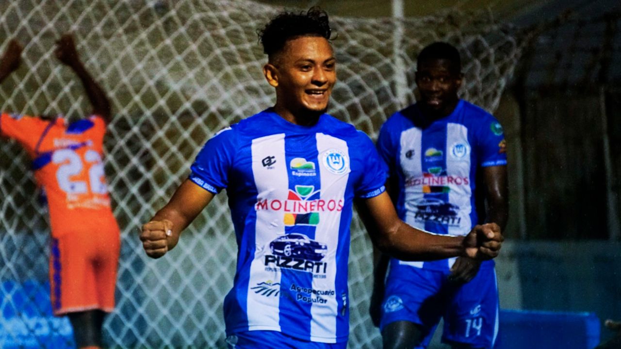 Victoria derrota 3-1 a Lobos UPNFM y consigue su primer triunfo en el ...