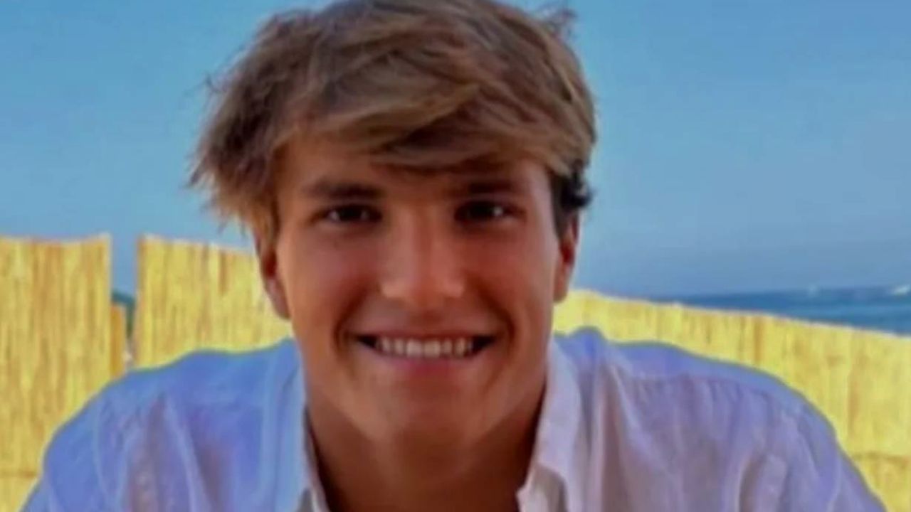 Imagen de Álvaro Prieto Twitter video: el futbolista del Córdoba es encontrada entre dos vagones de un tren