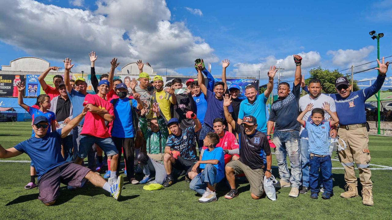 Imagen de Cementos Argos celebra el segundo día del maestro de obra y albañil hondureño