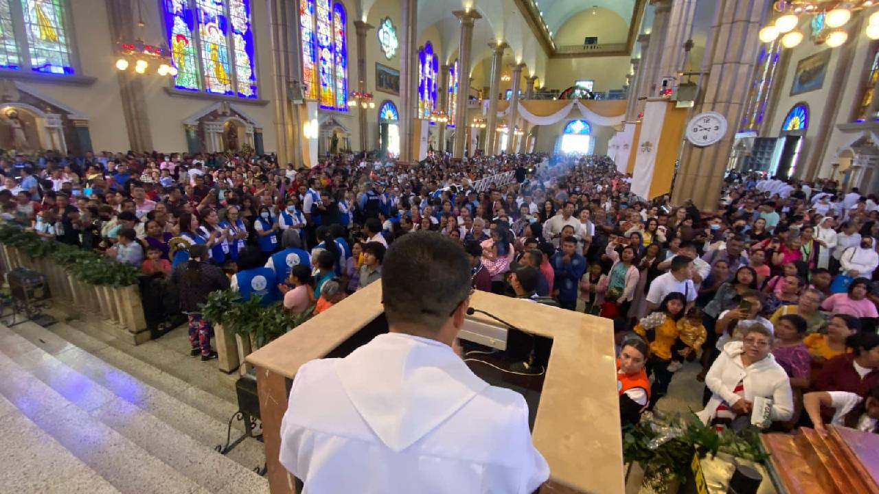 Honduras necesita la mirada de la Virgen de Suyapa: arzobispo Vicente Nácher Imagen de Honduras necesita la mirada de la Virgen de Suyapa: arzobispo Vicente Nácher