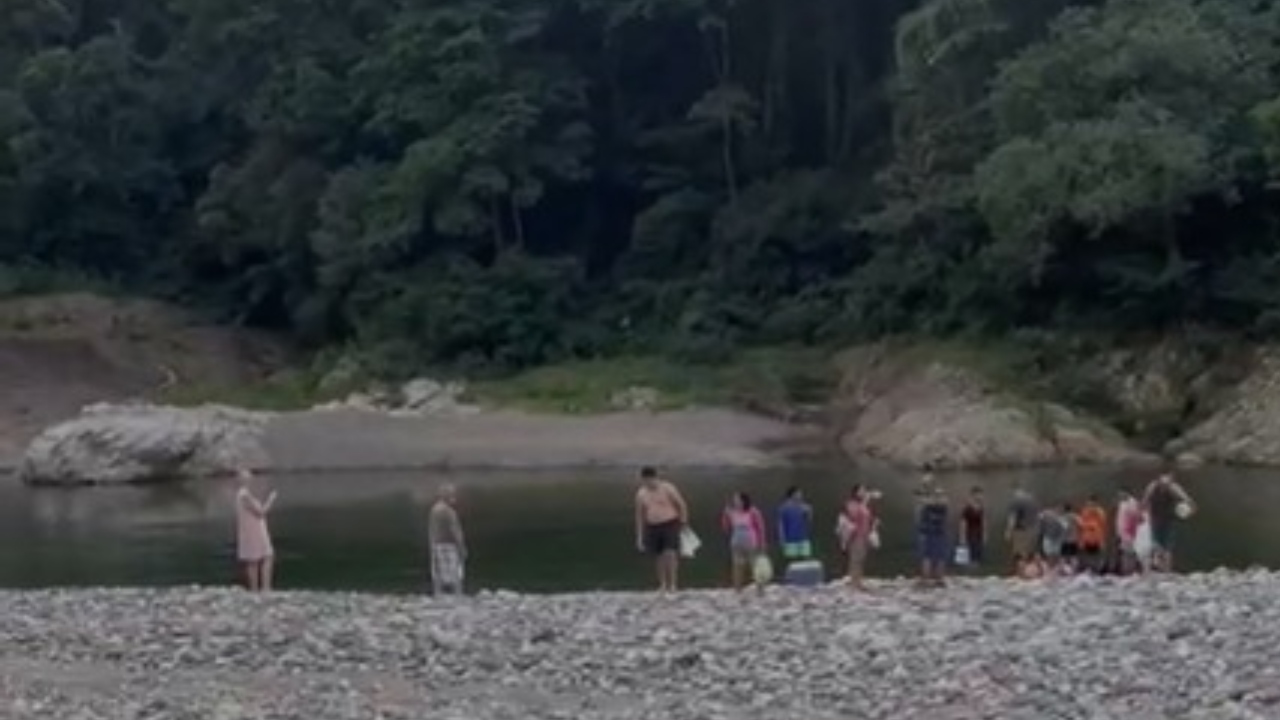 Investigan si extranjeros violentaron derechos a pobladores para usar aguas del río Cangrejal Imagen de Investigan si extranjeros violentaron derechos a pobladores para usar aguas del río Cangrejal