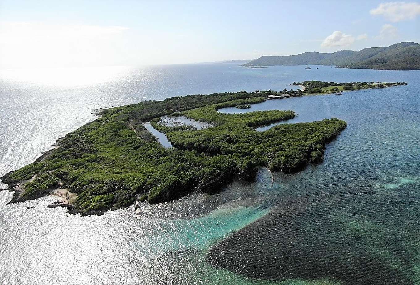 En Islas de la Bahía también existen sitios arqueológicos como el Fort Morgan Cay.  Foto: Private Island