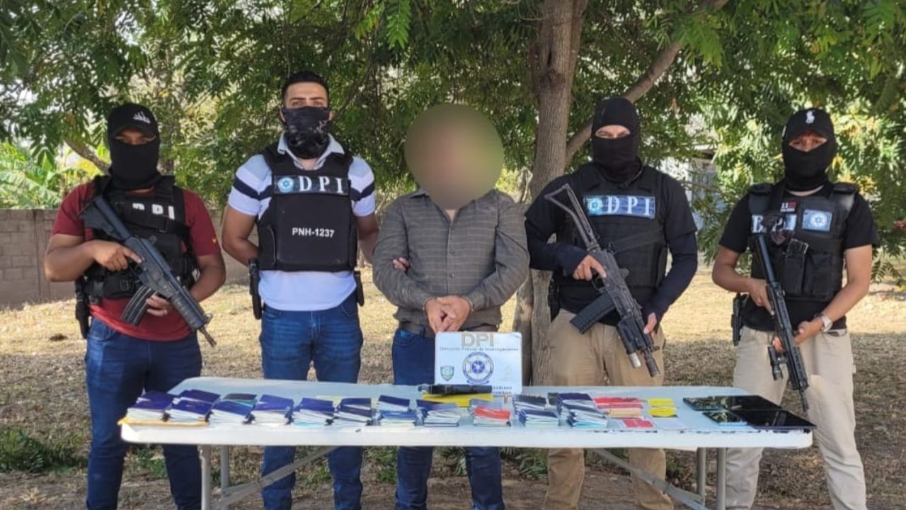 Capturan a hondureño que falsificaba visas de trabajo para Estados Unidos Imagen de Capturan a hondureño que falsificaba visas de trabajo para Estados Unidos
