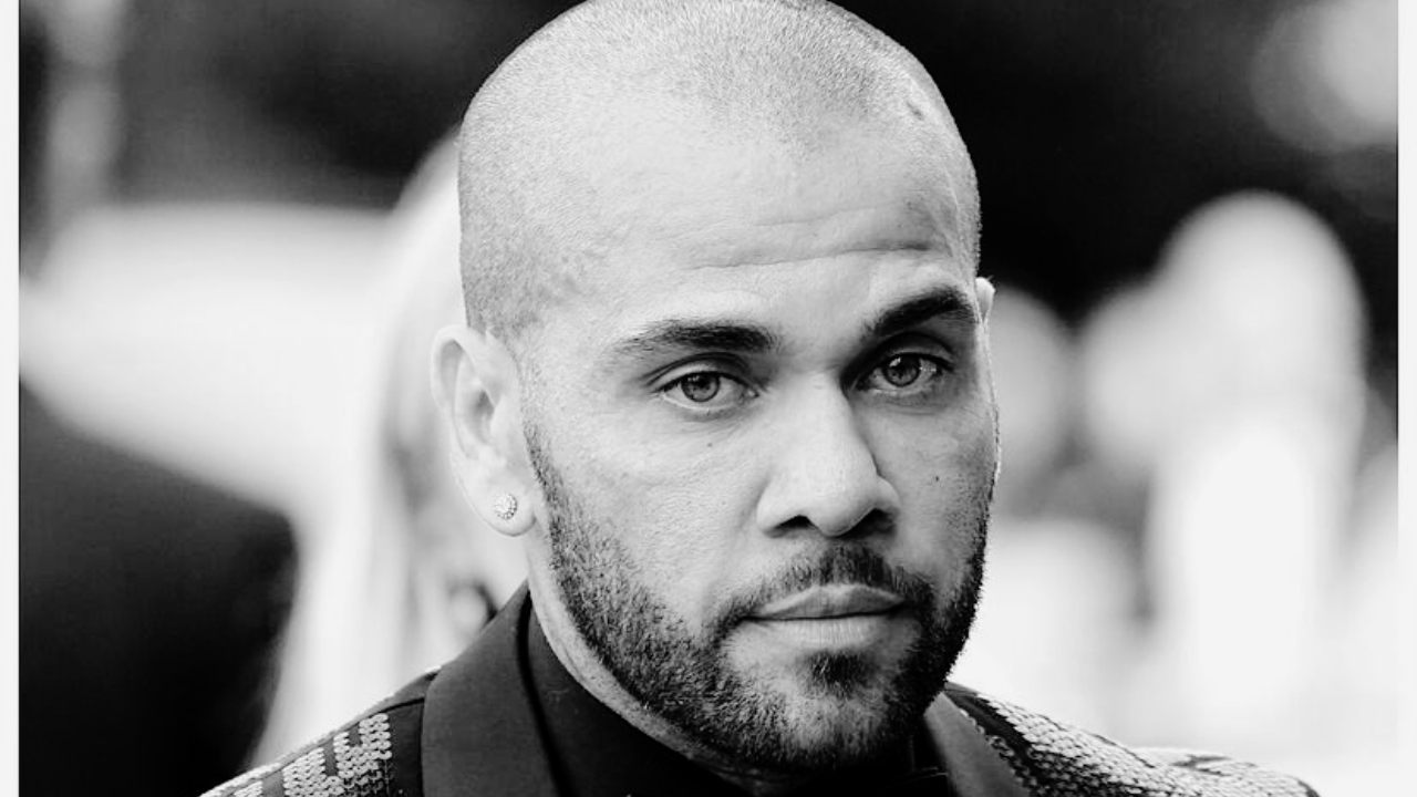 Dani Alves suicidio, ¿es verdad que el exjugador se quito la vida ? Imagen de Dani Alves suicidio, ¿es verdad que el exjugador se quito la vida ?