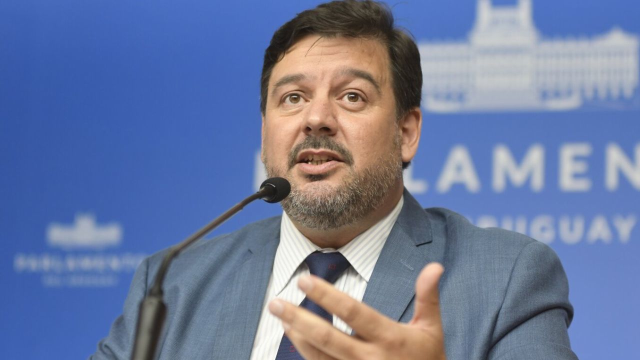 Adrián Peña hijos: ¿Qué se sabe de la esposa y familia del ex ministro uruguayo? Imagen de Adrián Peña hijos: ¿Qué se sabe de la esposa y familia del ex ministro uruguayo?