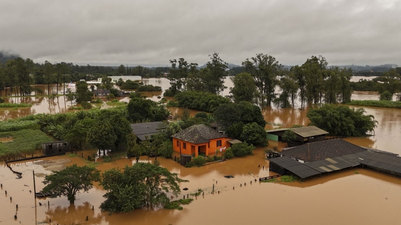 Desastre climático deja al menos 39 muertes en Brasil mientras el agua avanza Imagen de Desastre climático deja al menos 39 muertes en Brasil mientras el agua avanza