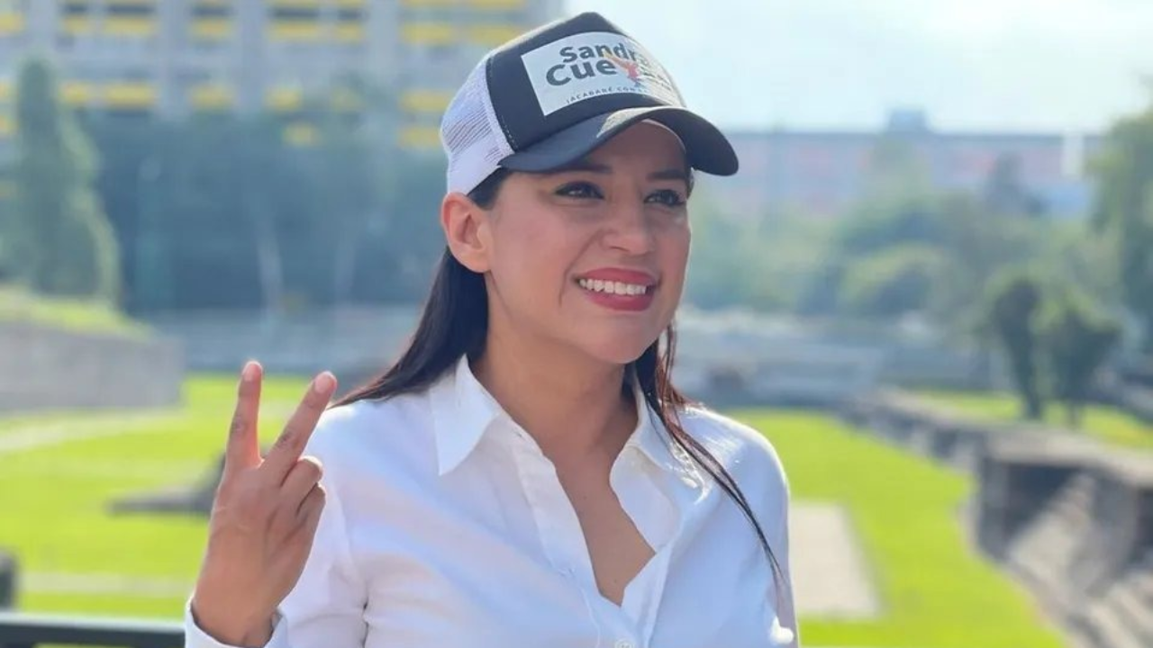 Sandra Cuevas antes y después de la exalcaldesa de la alcaldía Cuauhtémoc en México Imagen de Sandra Cuevas antes y después de la exalcaldesa de la alcaldía Cuauhtémoc en México