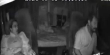 Captan momento exacto en que mujer 'fantasma' aparece como copiloto de ...
