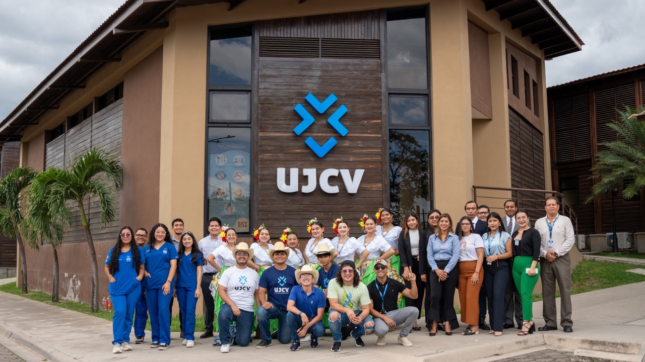 Estudia en la UJCV: descubre su oferta académica de Pregrado y vive una experiencia única con grandes beneficios Imagen de Estudia en la UJCV: descubre su oferta académica de Pregrado y vive una experiencia única con grandes beneficios