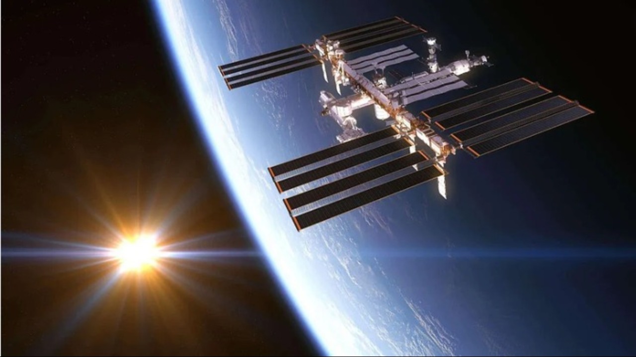 NASA pagará más de $800 millones a Elon Musk por destruir la Estación Espacial Internacional Imagen de NASA pagará más de $800 millones a Elon Musk por destruir la Estación Espacial Internacional