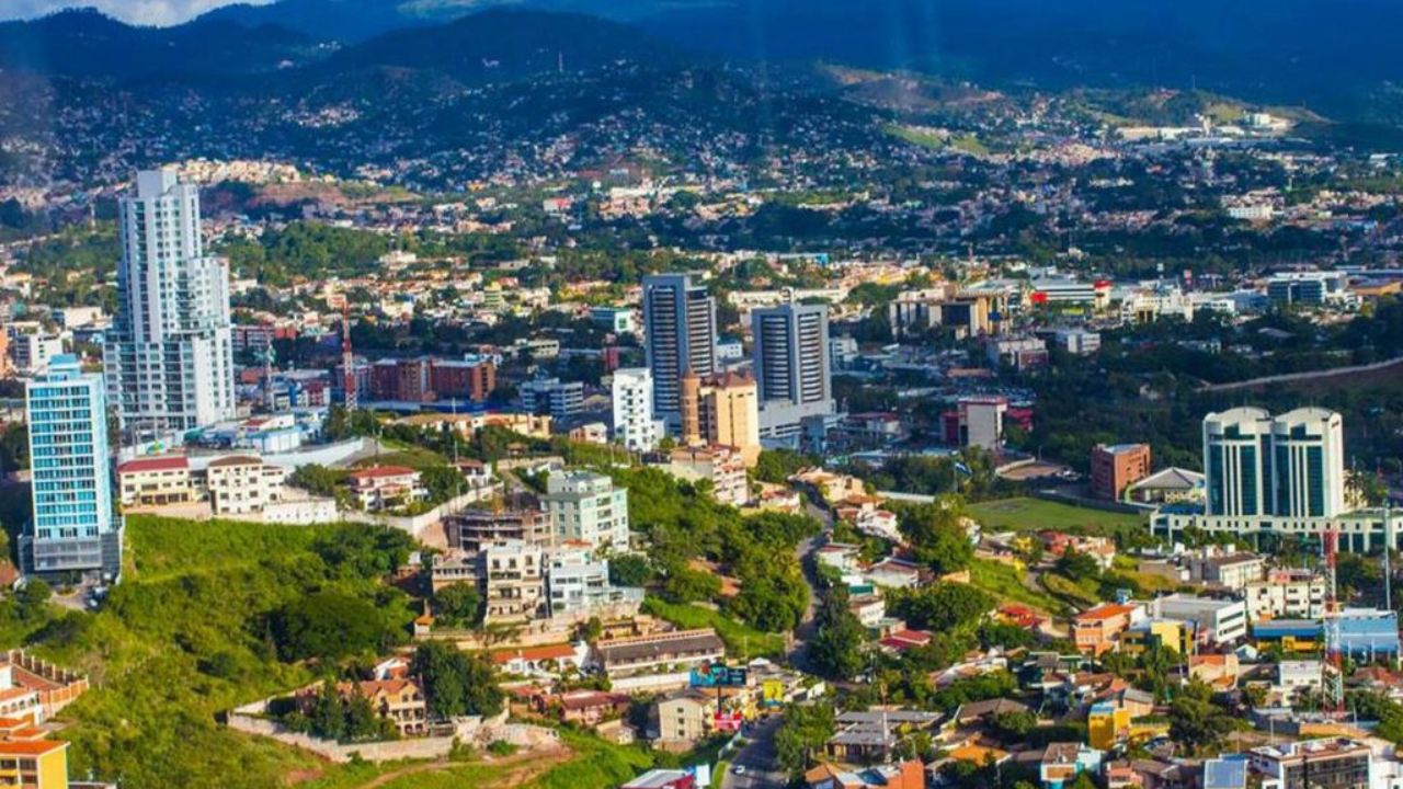 Imagen de Cómo llegar a Tegucigalpa: ¿qué transporte tomar y dónde?