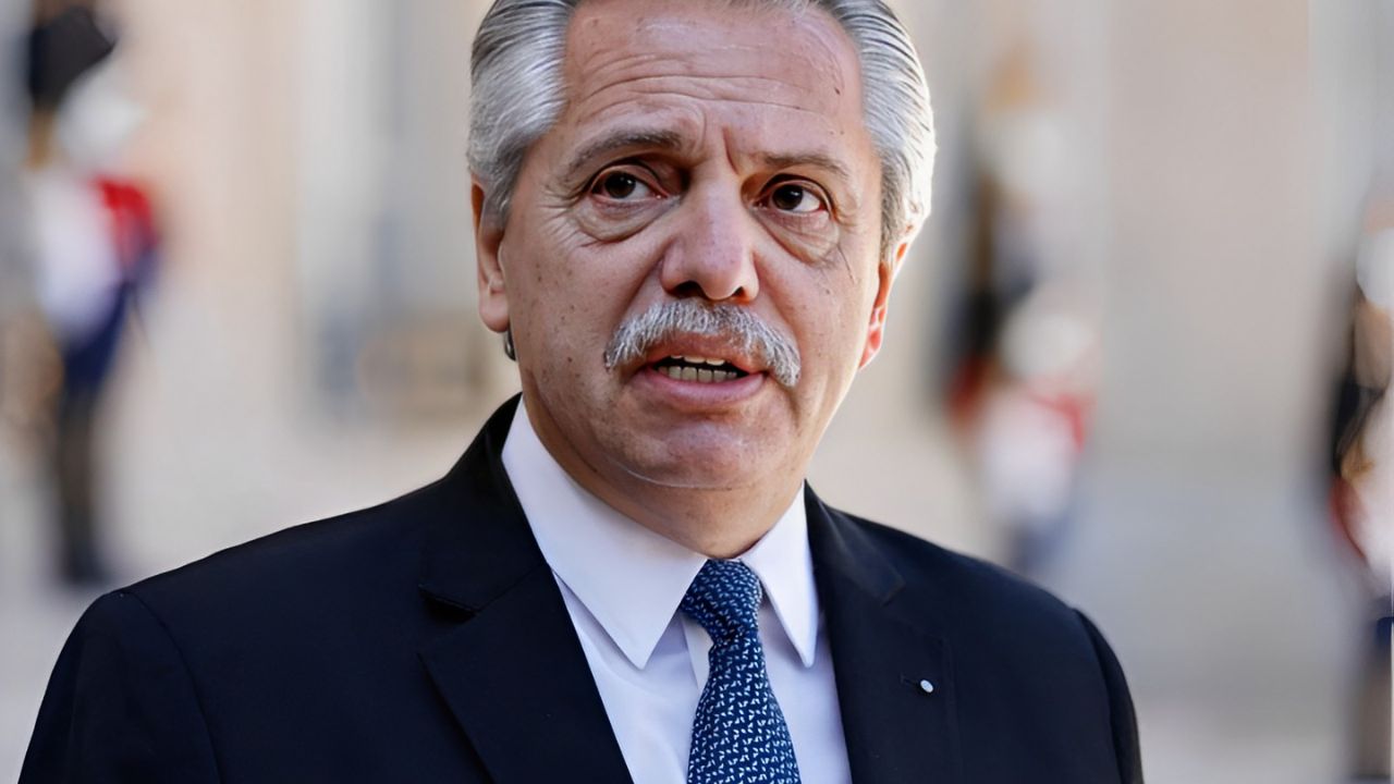 Alberto Fernández altura: peso, cuánto mide y por qué es tendencia Imagen de Alberto Fernández altura: peso, cuánto mide y por qué es tendencia