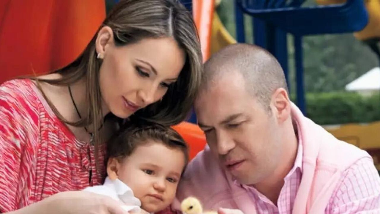 André Marín esposa: biografía, nombre, hijos, edad y quién es Paty Arreola Imagen de André Marín esposa: biografía, nombre, hijos, edad y quién es Paty Arreola