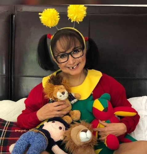 La chilindrina en la cama